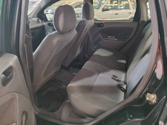 FORD FIESTA 1.6 MPI HATCH 8V FLEX 4P MANUAL